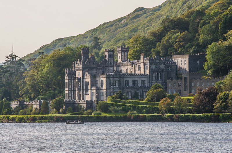 Visit Kylemore Abbey